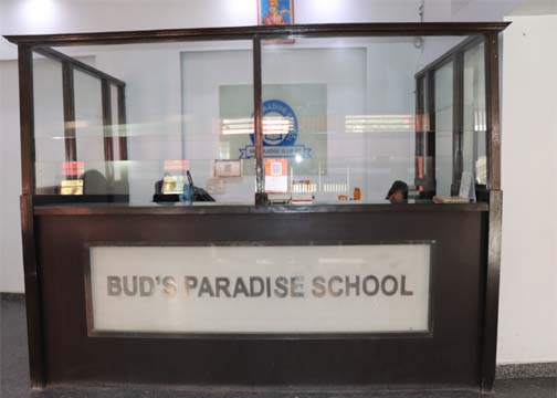 Bud's Paradise School Reception